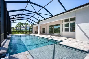 8065 Nevis Run, Bradenton, FL 34202 - Photo 9