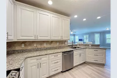 7810 34th Avenue W #103, Bradenton, FL 34209 - Photo 9