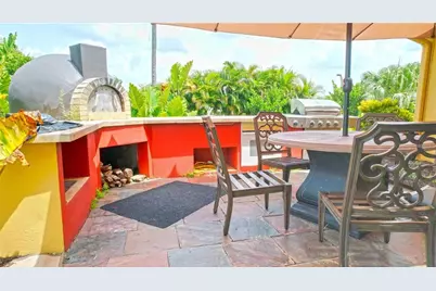 1820 El Rancho Drive, Sun City Center, FL 33573 - Photo 7