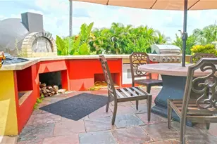 1820 El Rancho Dr, Sun City Center, FL 33573 - Photo 7