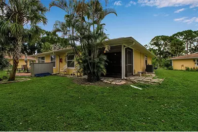 4625 Summerwind Drive #13, Sarasota, FL 34234 - Photo 3