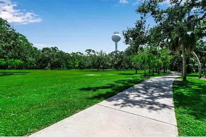 4625 Summerwind Drive #13, Sarasota, FL 34234 - Photo 37