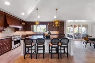 513 Bayview Pl, Anna Maria, FL 34216 - Photo 21