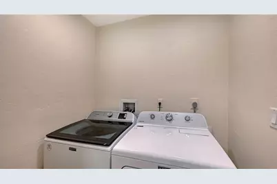 2852 Captiva Drive, Sarasota, FL 34231 - Photo 25