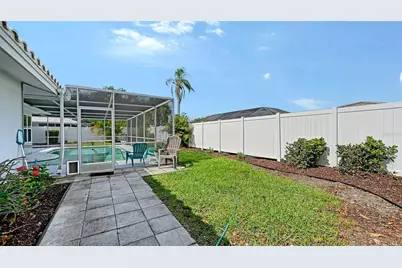 2852 Captiva Drive, Sarasota, FL 34231 - Photo 31