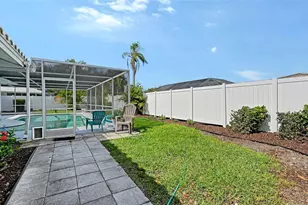 2852 Captiva Dr, Sarasota, FL 34231 - Photo 31