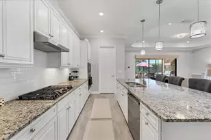 16508 Hillside Cir, Bradenton, FL 34202 - Photo 13