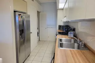 1105 Gulf of Mexico Dr, Longboat Key, FL 34228 - Photo 11