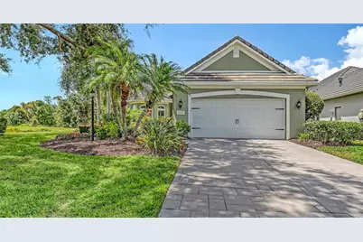 6505 Oakland Hills Drive, Lakewood Ranch, FL 34202 - Photo 3