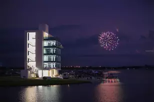 8387 38th St Cir E, Sarasota, FL 34243 - Photo 33