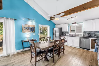 156 Siesta Drive, Sarasota, FL 34242 - Photo 21