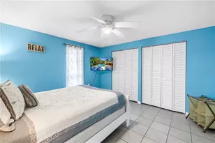 156 Siesta Dr, Sarasota, FL 34242 - Photo 7