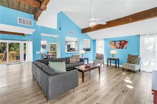 156 Siesta Dr, Sarasota, FL 34242 - Photo 31