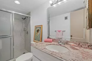 101 S Gulfstream Ave, Sarasota, FL 34236 - Photo 11