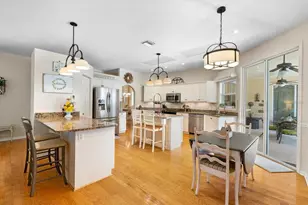 1229 Palm View Rd, Sarasota, FL 34240 - Photo 17