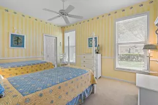 1229 Palm View Rd, Sarasota, FL 34240 - Photo 25