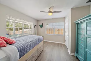 795 Plymouth St, Sarasota, FL 34242 - Photo 27