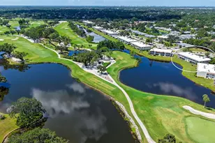 7251 W Country Club Dr N, Sarasota, FL 34243 - Photo 41