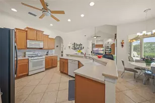 2748 Harvest Dr, Sarasota, FL 34240 - Photo 13