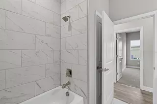 4175 Polynesia Rd, North Port, FL 34288 - Photo 33