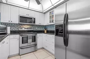 1103 Edgewater Cir, Bradenton, FL 34209 - Photo 19