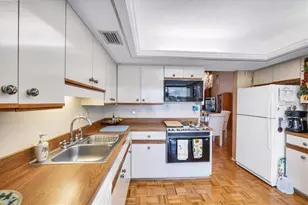 4114 Roberts Point Cir, Sarasota, FL 34242 - Photo 13