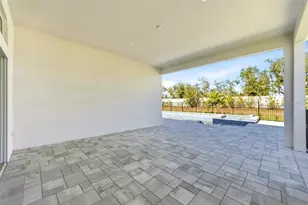 17715 Palmiste Dr, Bradenton, FL 34202 - Photo 5