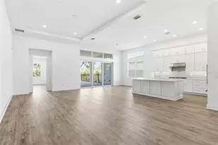 17715 Palmiste Dr, Bradenton, FL 34202 - Photo 11