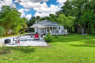 1517 5th St W, Palmetto, FL 34221 - Photo 11