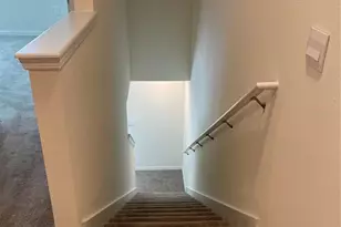 8708 Milestone Dr, Sarasota, FL 34238 - Photo 11