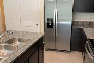 8708 Milestone Dr, Sarasota, FL 34238 - Photo 7