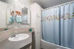 8012 Nancy Ln, Ellenton, FL 34222 - Photo 17