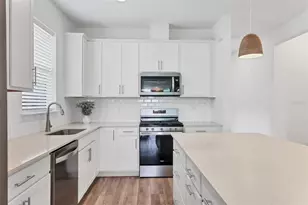 10434 Spring Tide Wy, Parrish, FL 34219 - Photo 9