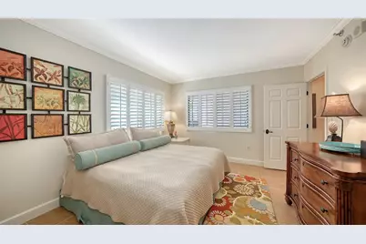 1445 Gulf Of Mexico Drive #404, Longboat Key, FL 34228 - Photo 41