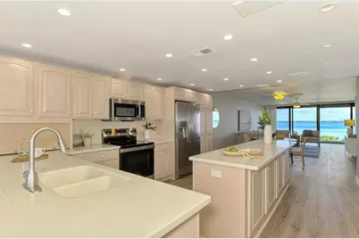 6500 Flotilla Drive #102, Holmes Beach, FL 34217 - Photo 19