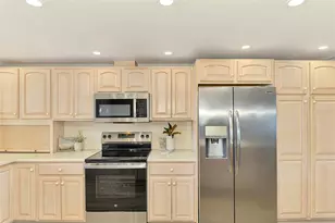 6500 Flotilla Dr, Holmes Beach, FL 34217 - Photo 35