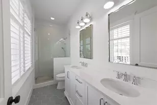 403 N Shore Dr, Anna Maria, FL 34216 - Photo 25