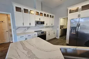 7114 River Club Blvd, Bradenton, FL 34202 - Photo 9