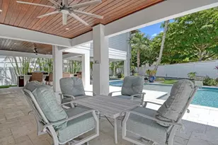 5005 Gulf of Mexico Dr, Longboat Key, FL 34228 - Photo 13