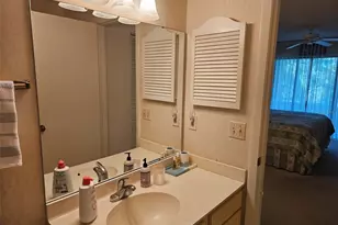 586 Lakeside Dr, Bradenton, FL 34210 - Photo 17