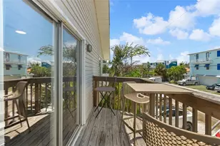 2517 Avenue C, Bradenton Beach, FL 34217 - Photo 27