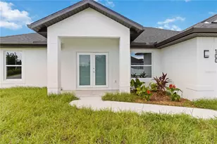 100 Abbott Ct, Rotonda West, FL 33947 - Photo 3