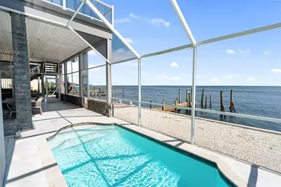 709 Key Royale Drive, Holmes Beach, FL 34217 - Photo 71