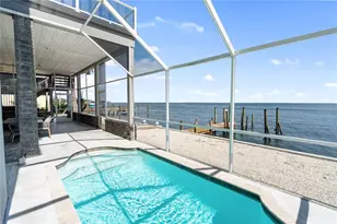 709 Key Royale Dr, Holmes Beach, FL 34217 - Photo 71