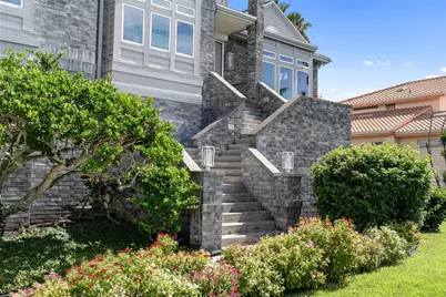 709 Key Royale Drive, Holmes Beach, FL 34217 - Photo 33