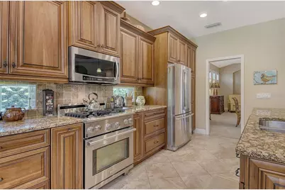 9032 Willow Brook Drive, Sarasota, FL 34238 - Photo 23