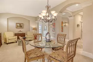 9032 Willow Brook Dr, Sarasota, FL 34238 - Photo 11