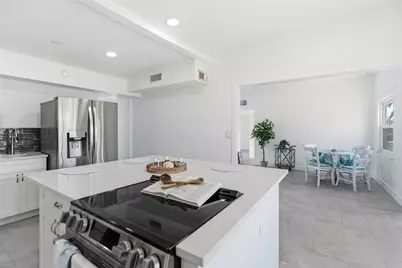 450 81st Avenue, Saint Pete Beach, FL 33706 - Photo 9