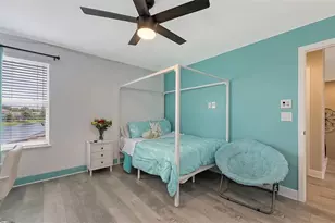 2821 Oriole Dr, Sarasota, FL 34243 - Photo 39