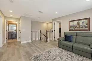 2821 Oriole Dr, Sarasota, FL 34243 - Photo 35